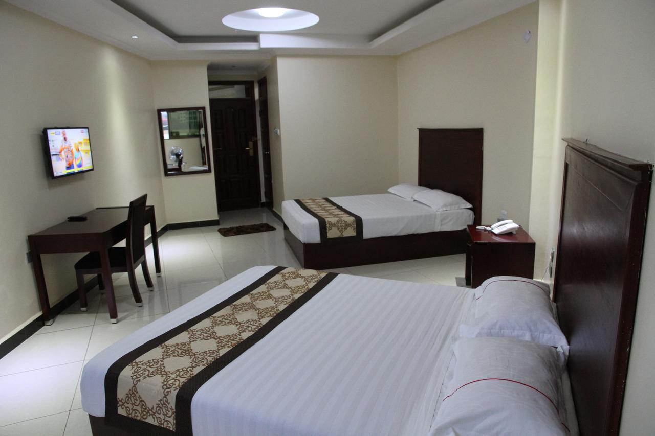 Namayiba Park Hotel Kampala Dış mekan fotoğraf